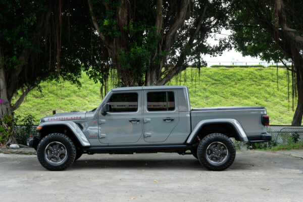 Jeep吉普車｜2021 JEEP GLADIATOR RUBICON 3.6L | 水泥灰｜大順吉普DS-JEEP