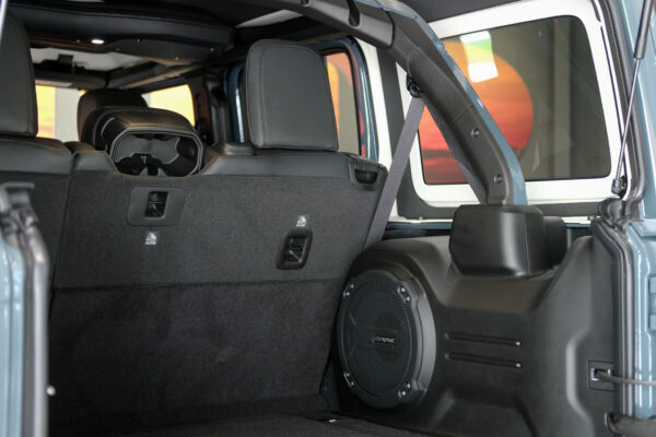 DSCF0012 2025 Jeep Wrangler Rubicon X 2.0T| Anvil Clear