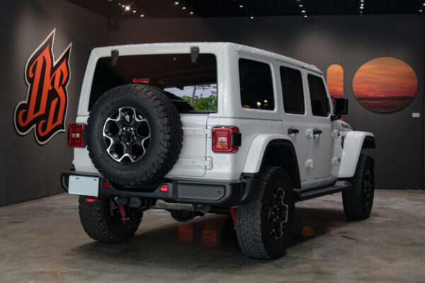 2023 Wrangler Unlimited Rubicon 2.0T  | 經典白