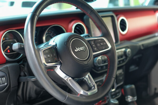 2023 Wrangler Unlimited Rubicon 2.0T  | 經典白