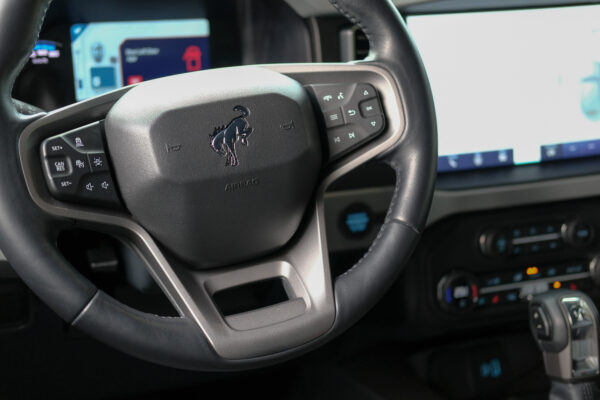2023 Ford Bronco Badlands 荒原版 | 新古車釋出