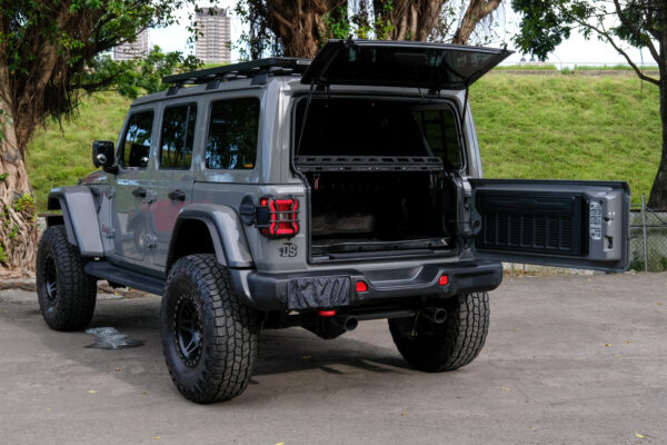 2022 WRANGLER UNLIMITED RUBICON｜水泥灰