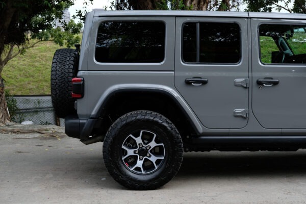 2022 Jeep Wrangler Rubicon 3.6L 水泥灰