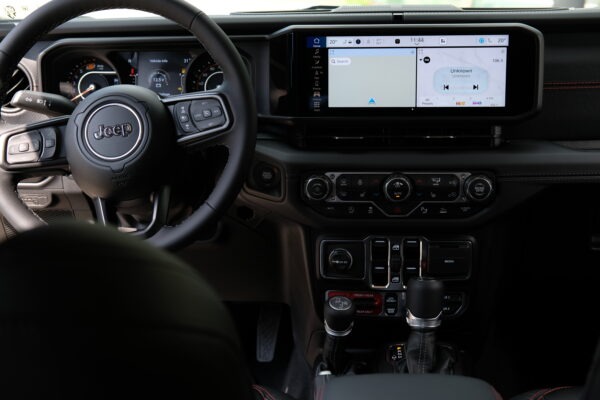 2025 Jeep Wrangler 美規 Rubicon X 2.0T｜經典黑