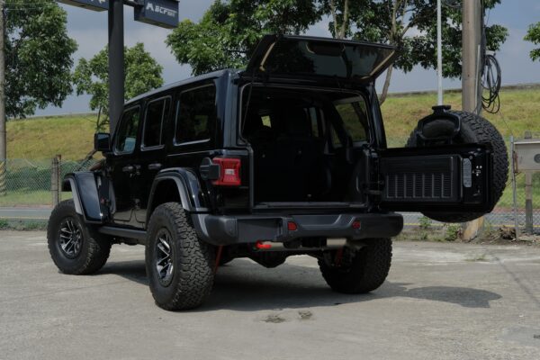 2025 Jeep Wrangler 美規 Rubicon X 2.0T｜經典黑